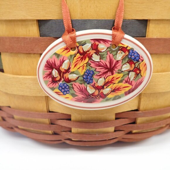 Vintage Longaberger basket - Picture 4 of 5